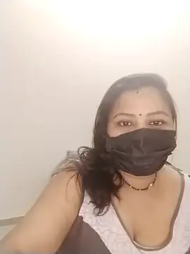 Hoty bhabii online show from 04-12-26, 06:00