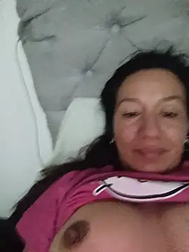 Snapshot of danna_tt chatting on 07-05-26, 04:19 danna tt online show from 07-05-26, 04:19