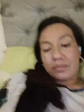 Snapshot of danna_tt chatting on 06-16-26, 12:21 danna tt online show from 06-16-26, 12:21