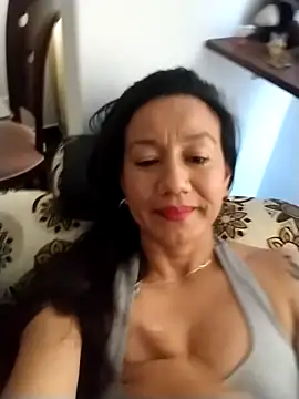 Snapshot of danna_tt chatting on 07-18-26, 09:56 danna tt online show from 07-18-26, 09:56