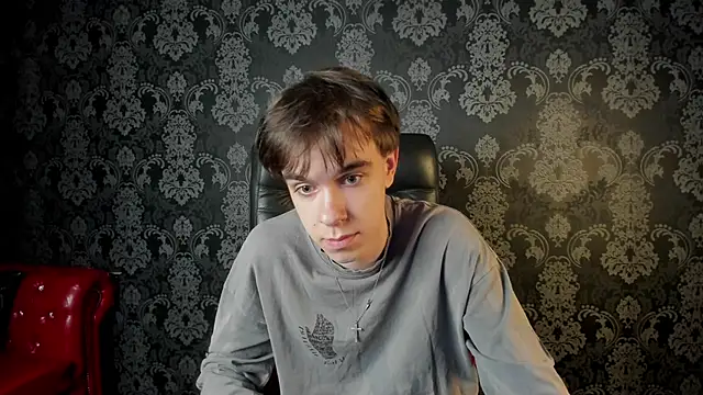 Snapshot of DaveBevy chatting on 04-21-26, 02:51 DaveBevy online show from 04-21-26, 02:51