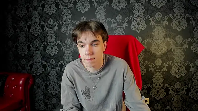 Snapshot of DaveBevy chatting on 04-21-26, 01:42 DaveBevy online show from 04-21-26, 01:42