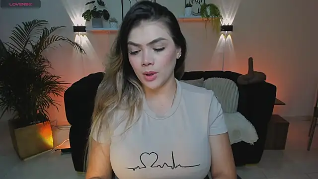 Sofia Velvetx online show from 07-22-26, 03:30