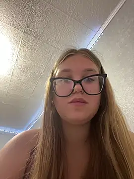 Snapshot of MissAuroraX chatting on 05-26-26, 11:14 MissAuroraX online show from 05-26-26, 11:14