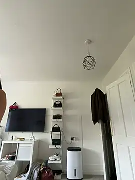 LolaSkyee online show from 05-04-26, 11:46