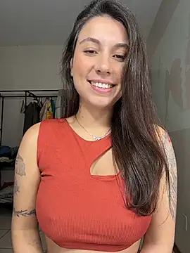Snapshot of Carolzinhalux69 chatting on 06-01-26, 04:39 Carolzinhalux69 online show from 06-01-26, 04:39