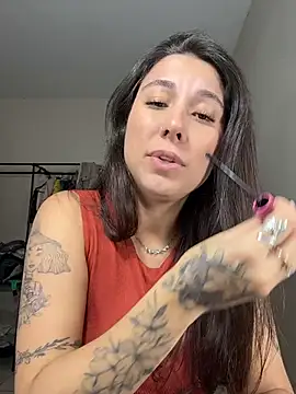 Snapshot of Carolzinhalux69 chatting on 06-03-26, 04:44 Carolzinhalux69 online show from 06-03-26, 04:44