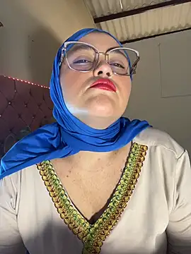Snapshot of Marian_fadel chatting on 07-08-26, 01:23 Marian fadel online show from 07-08-26, 01:23