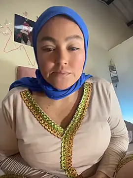 Snapshot of Marian_fadel chatting on 06-10-26, 12:39 Marian fadel online show from 06-10-26, 12:39