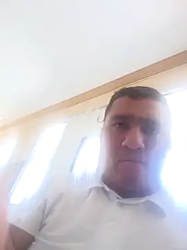 Snapshot of luis20212 chatting on 04-24-26, 03:36 luis20212 online show from 04-24-26, 03:36