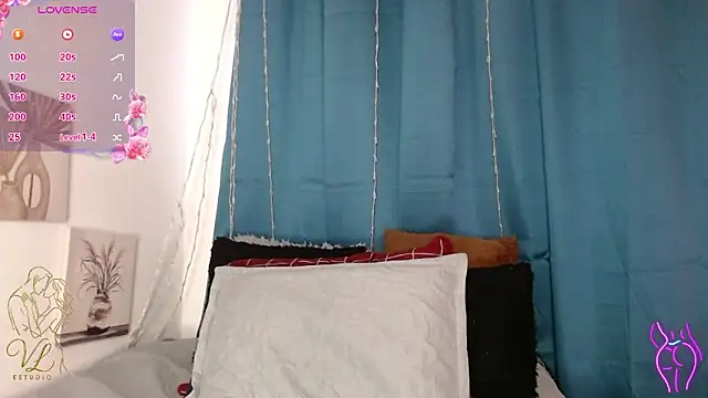 Snapshot of SALAMANDRA_FRANCO chatting on 06-19-26, 08:14 SALAMANDRA FRANCO online show from 06-19-26, 08:14