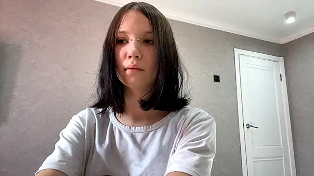 AmeliaMiotii online show from 03-31-26, 09:44