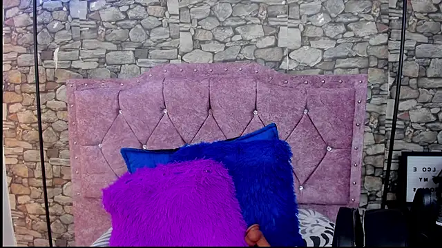 Snapshot of sweet__cherry1 chatting on 05-28-26, 06:58 sweet cherry1 online show from 05-28-26, 06:58