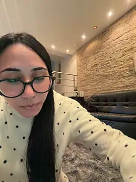 Snapshot of juliacosta chatting on 05-20-26, 01:02 juliacosta online show from 05-20-26, 01:02