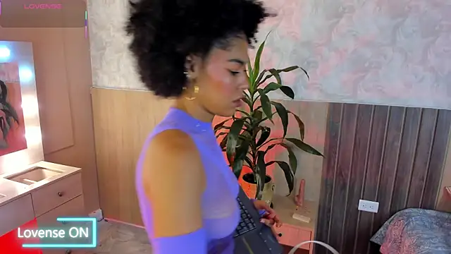 baddie delaylaa online show from 04-07-26, 06:32