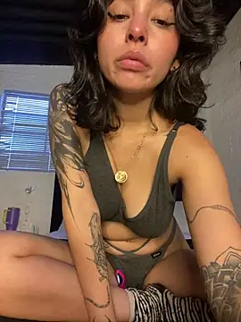 Snapshot of Ciielo_777 chatting on 06-04-26, 10:36 Ciielo 777 online show from 06-04-26, 10:36