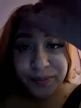 Snapshot of venuscopper chatting on 05-15-26, 05:49 venuscopper online show from 05-15-26, 05:49