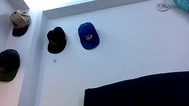 Snapshot of derek_smiith chatting on 07-05-26, 01:54 derek smiith online show from 07-05-26, 01:54