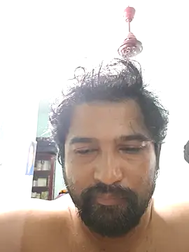 Snapshot of varun2184 chatting on 04-28-26, 06:45 varun2184 online show from 04-28-26, 06:45