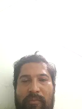 Snapshot of varun2184 chatting on 04-29-26, 06:14 varun2184 online show from 04-29-26, 06:14