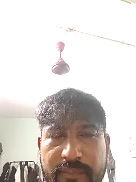 Snapshot of varun2184 chatting on 05-07-26, 06:11 varun2184 online show from 05-07-26, 06:11