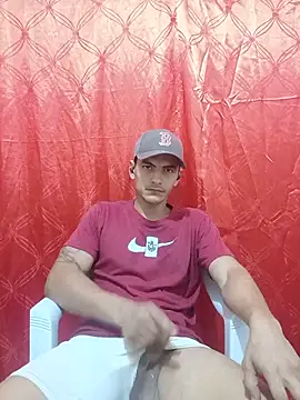 Snapshot of Heartsarm chatting on 06-13-26, 03:15 Heartsarm online show from 06-13-26, 03:15