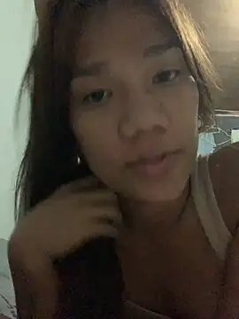 Snapshot of iloveyou_divine22 chatting on 07-06-26, 02:40 iloveyou divine22 online show from 07-06-26, 02:40
