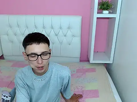 23alana online show from 04-17-26, 03:20