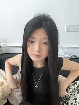 YouMi18 online show from 04-01-26, 03:52