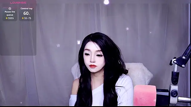 Cuviee online show from 03-31-26, 11:12