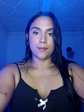 Snapshot of Kim_roussee chatting on 04-07-26, 07:21 Kim roussee online show from 04-07-26, 07:21