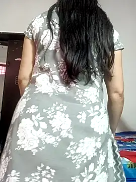Snapshot of Sexyy_Bhabhi_143 chatting on 07-14-26, 11:27 Sexyy Bhabhi 143 online show from 07-14-26, 11:27