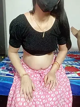 Snapshot of Sexyy_Bhabhi_143 chatting on 06-20-26, 11:26 Sexyy Bhabhi 143 online show from 06-20-26, 11:26