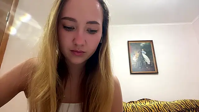 Snapshot of Liesenaniles chatting on 04-07-26, 03:08 Liesenaniles online show from 04-07-26, 03:08