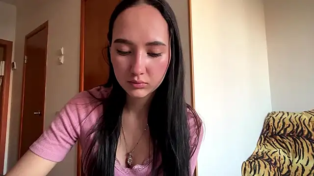 Snapshot of Liesenaniles chatting on 05-02-26, 03:12 Liesenaniles online show from 05-02-26, 03:12