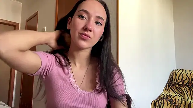 Snapshot of Liesenaniles chatting on 05-04-26, 06:06 Liesenaniles online show from 05-04-26, 06:06