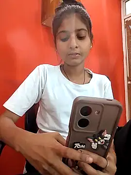 Snapshot of TANU01990 chatting on 04-11-26, 04:53 TANU01990 online show from 04-11-26, 04:53