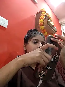 TANU01990 online show from 04-18-26, 04:04