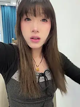 Snapshot of Meow_827 chatting on 04-02-26, 10:33 Meow 827 online show from 04-02-26, 10:33
