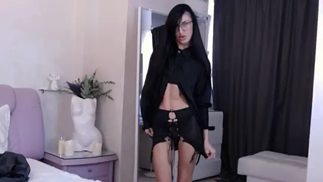 Snapshot of AriannaCruise chatting on 05-16-26, 04:11 AriannaCruise online show from 05-16-26, 04:11