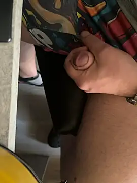 Neo60682 online show from 04-07-26, 12:40