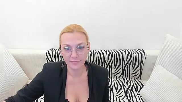 OeigesMik online show from 04-14-26, 09:36