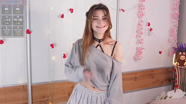 Snapshot of CherlyGuss chatting on 07-14-26, 03:11 CherlyGuss online show from 07-14-26, 03:11