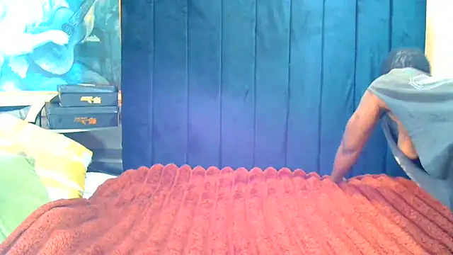 Snapshot of CaramelCandyxx chatting on 07-16-26, 06:21 CaramelCandyxx online show from 07-16-26, 06:21