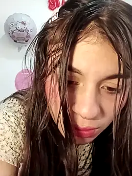 Snapshot of Jade_sexydoll chatting on 04-14-26, 01:05 Jade sexydoll online show from 04-14-26, 01:05