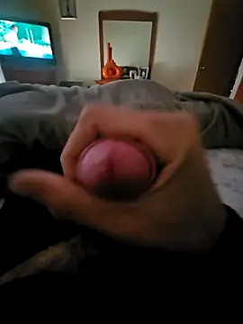 Vale1710 online show from 04-13-26, 09:24