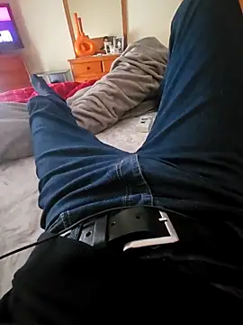 Vale1710 online show from 04-14-26, 03:17