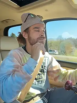 Nnnicholasnnn online show from 04-19-26, 03:57