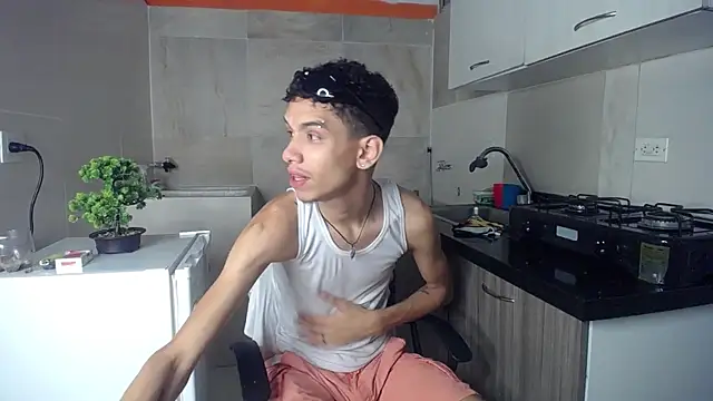 Zamaelprime  online show from 04-01-26, 06:37