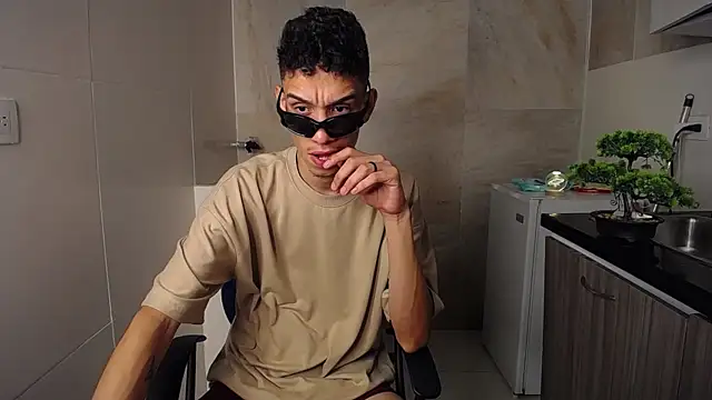 Zamaelprime  online show from 04-09-26, 06:19